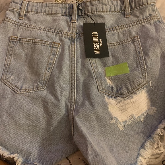 Misguided jean shorts - Picture 2 of 2
